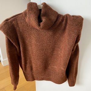 MANGO SHOULDER PAD SWEATER